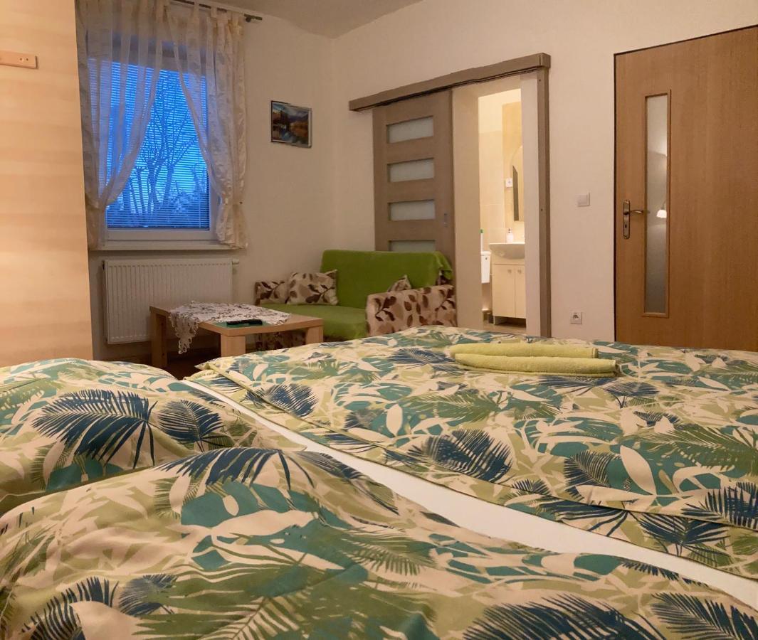 Vila Lesana Nova Lesna Exterior photo